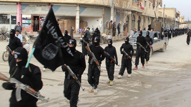 367563_ISIL-militants-Raqqa