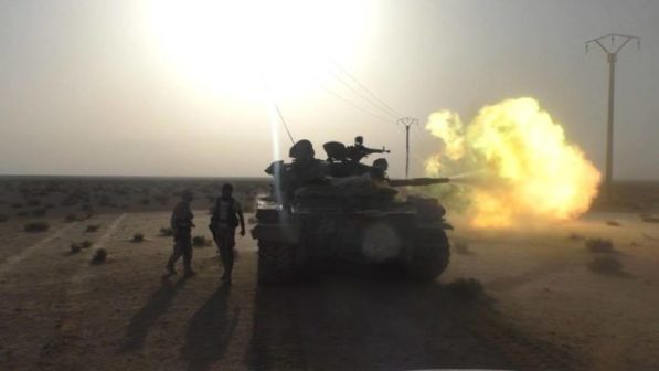 SAA-tank-on-Palmyra-outskirts-696x392-597x336