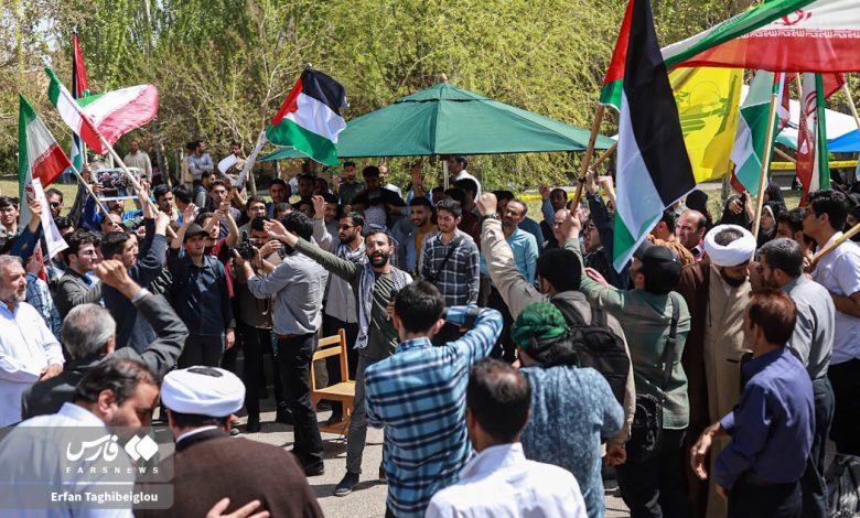 Iranian students in Zanjan Rally in Solidarity with US Pro-Palestine Students