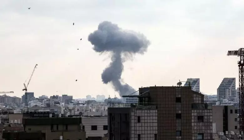 URGENT: Great Satan US Bases in Bahrain and Other Countries under Fire of Iranian Missiles