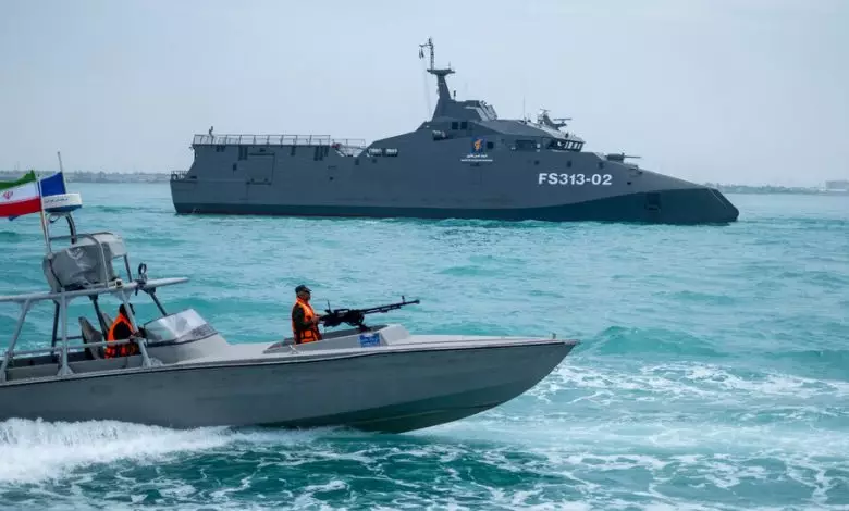 ‘Iran calls the shots’: Mearsheimer says US Navy powerless to control Strait of Hormuz