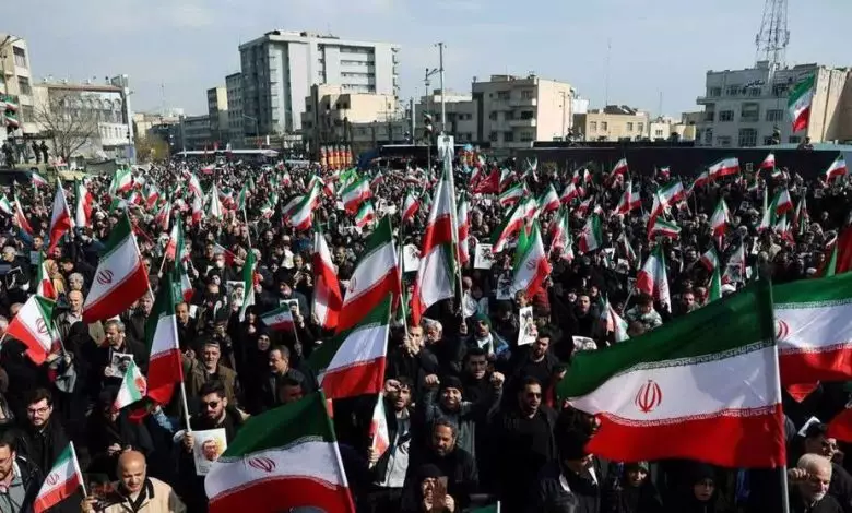 Labbaik ya Khamenei…