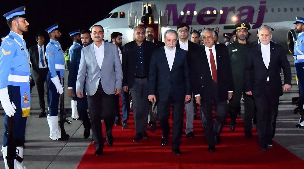 Iran FM returns to Islamabad for further consultations with Pakistani mediators