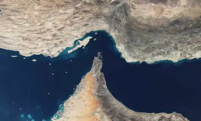Iran and Oman Engage in Strategic Discussions for Secure Navigation Through Strait of Hormuz