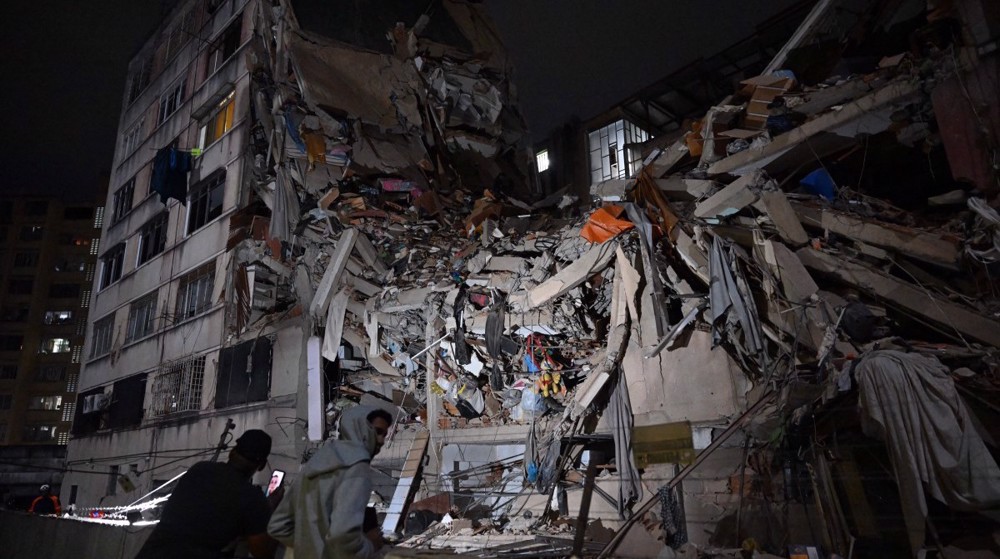 Two back-to-back earthquakes rock central Venezuela, many casualties expected