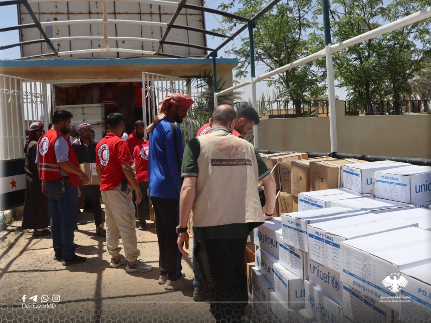 Syria’s Red Crescent delivers aid to Al-Bukamal families affected by Euphrates flooding