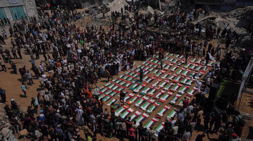 Civil Defense crews recover bodies of 233 Palestinians from rubble of destroyed Gaza buildings