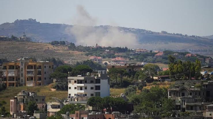 Hezbollah Criticizes Lebanese Authorities’ Inaction Amid Zionist Assault on Villages