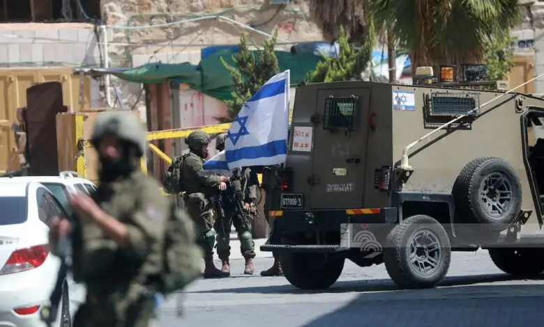 Three Palestinians Abducted, Multiple Injuries Reported in West Bank and Jerusalem by Zionist Forces