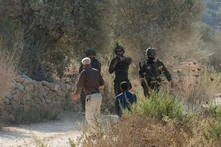 Six Palestinians injured in Israeli settler attacks in the West Bank